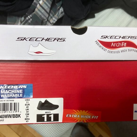 NIB SKECHERS ARCH FIT MENS BLACK EXTRA WIDE FIT WALKING SHOES SIZE 11 232040WW - Picture 6 of 7